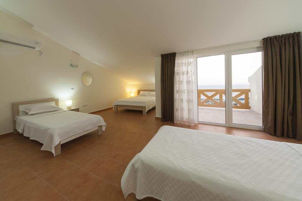 Berg Apartments Bar Chambre photo